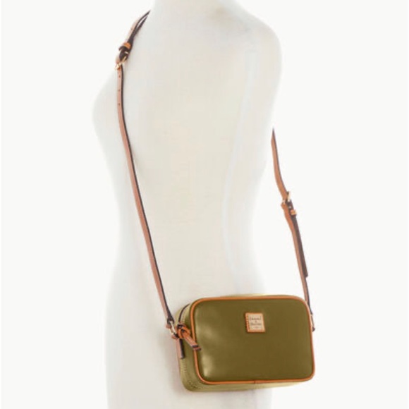Dooney & Bourke Wexford Leather Camera Crossbody Olive - Picture 13 of 13